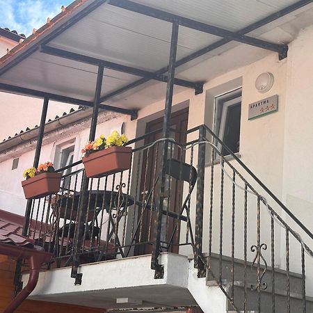 Apartma Mia Črni Kal المظهر الخارجي الصورة