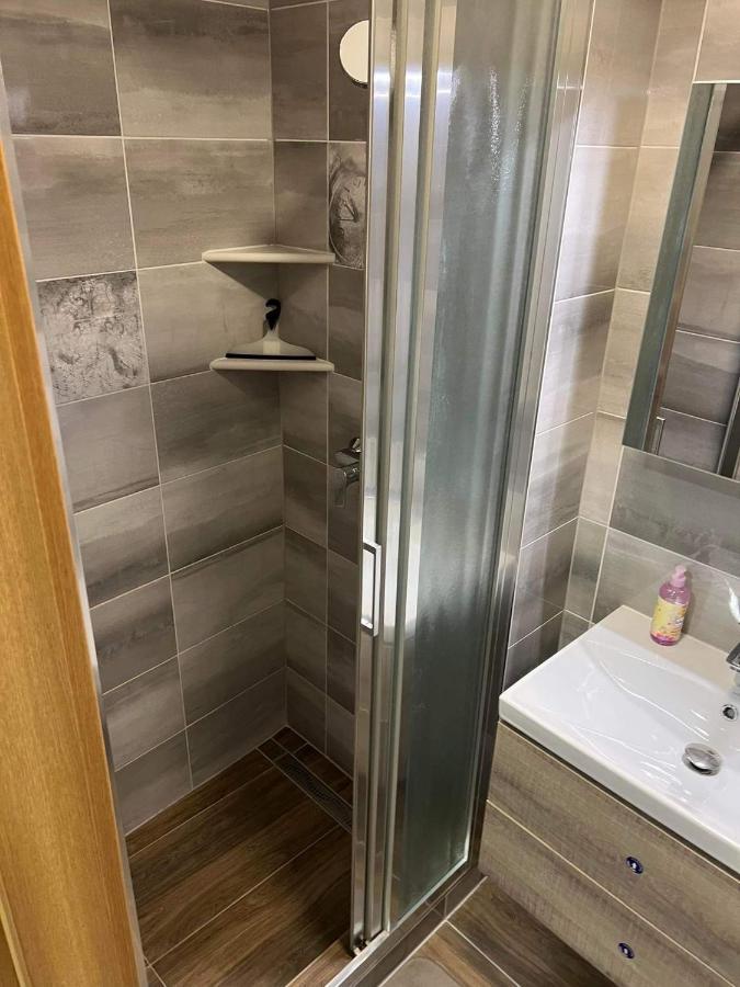 Apartma Mia Črni Kal المظهر الخارجي الصورة