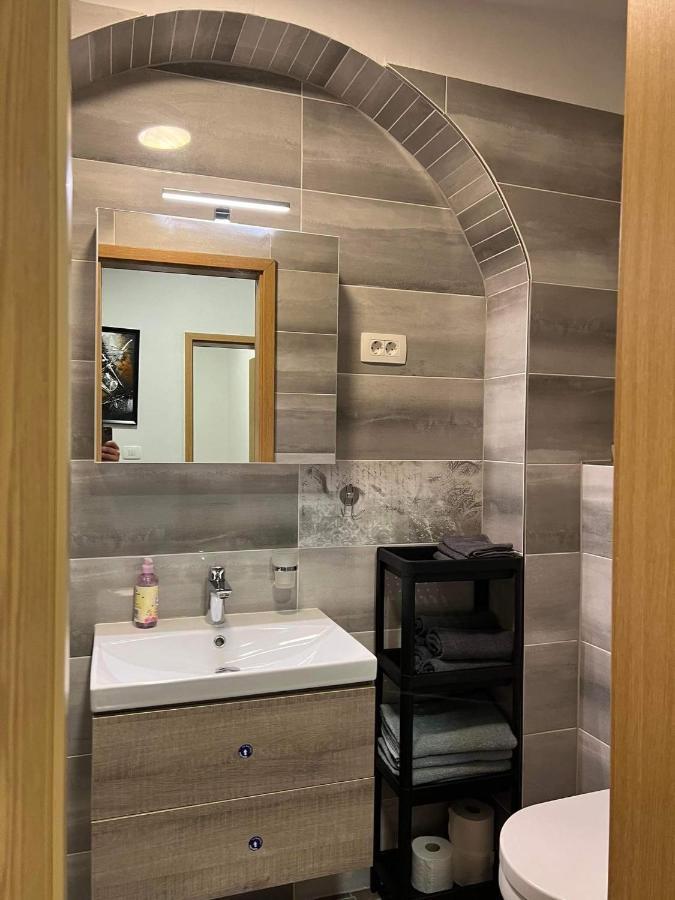 Apartma Mia Črni Kal المظهر الخارجي الصورة