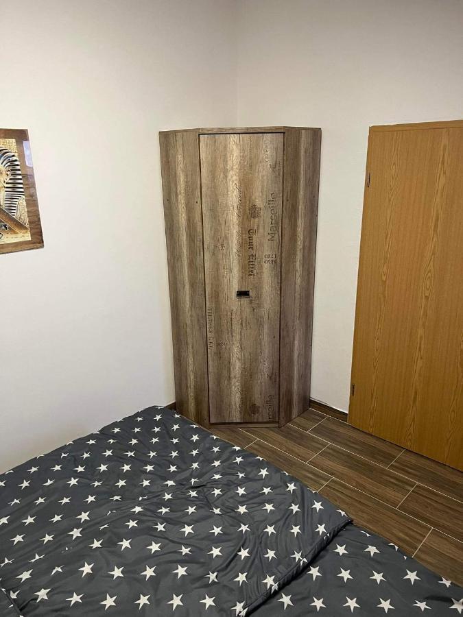 Apartma Mia Črni Kal المظهر الخارجي الصورة